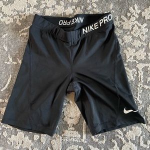 Nike Pro Shorts Mid Rise